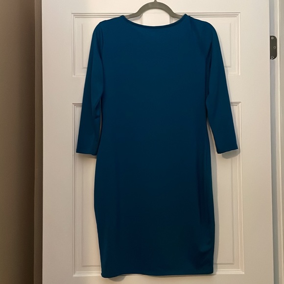 Dress - Picture 4 of 4